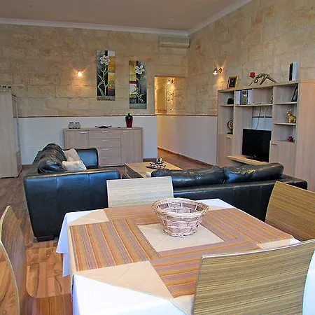 Apartment Malta Lets
