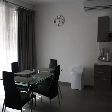 Apartment Malta Lets *